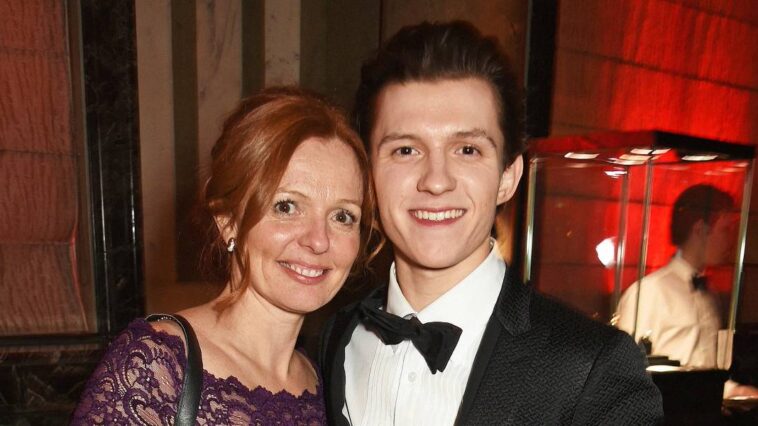 Nicola Elizabeth Frost with her son Tom Holland
