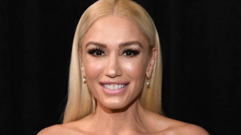 Gwen Stefani Plastic Surgeries: A Closer Look At The Controversy - Stagbite