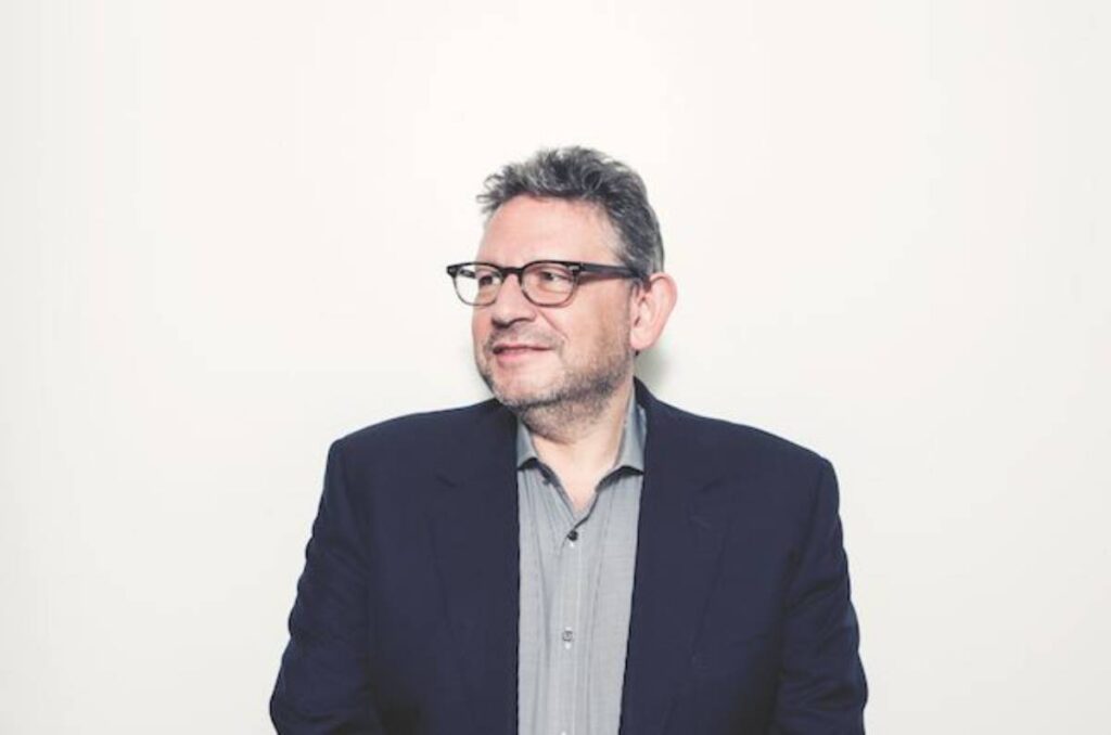 Net Worth of Lucian Grainge, Age, Height, Awards, Family, and Everything Else! 19 Lucian Grainge Personal Life