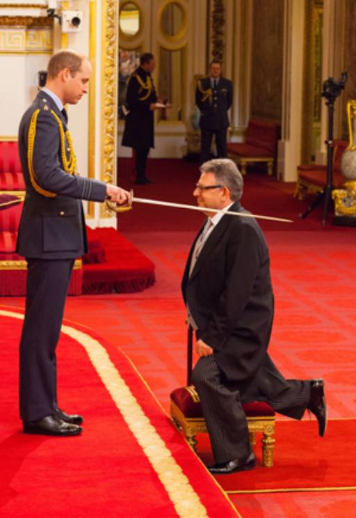 Net Worth of Lucian Grainge, Age, Height, Awards, Family, and Everything Else! 21 Lucian Grainge Prince William Knighthood