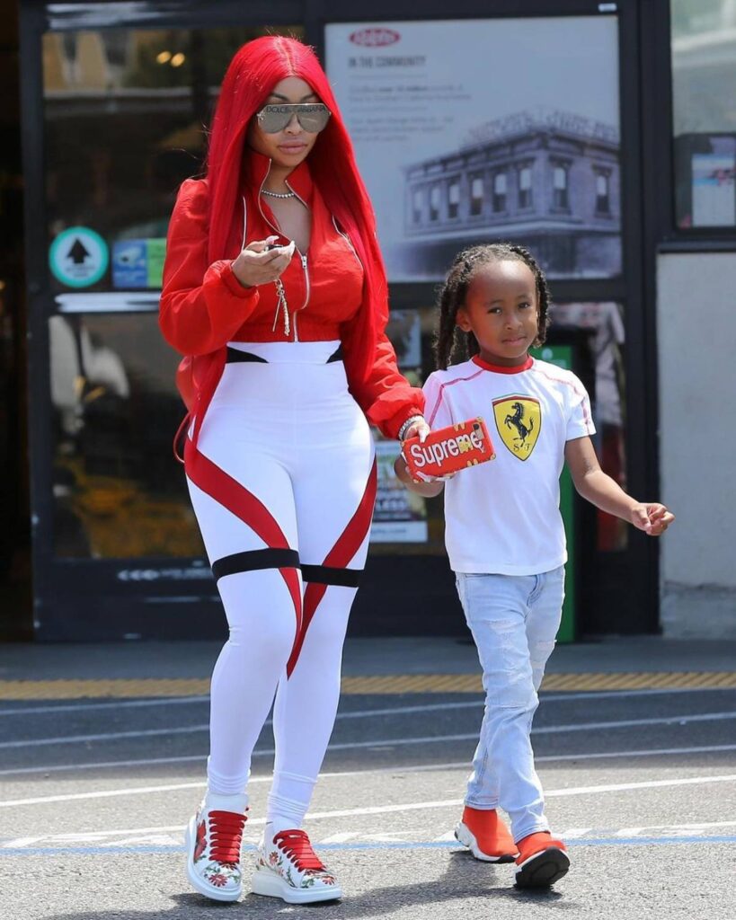 Blac Chyna with her son