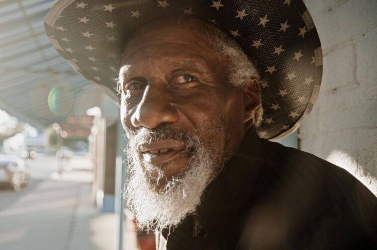 Robert Finley Net Worth