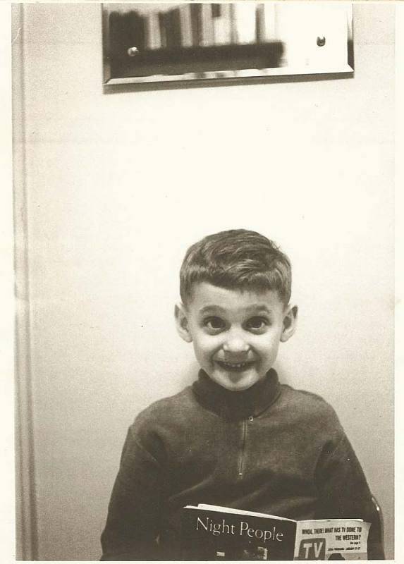 Phil Rosenthal: The Mastermind Behind a Television Legacy and His $200 Million Net Worth 8 Phil Rosenthal Childhood