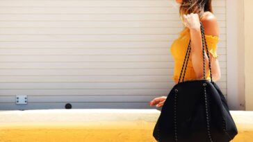 Classic Designs in Ladies Handbags