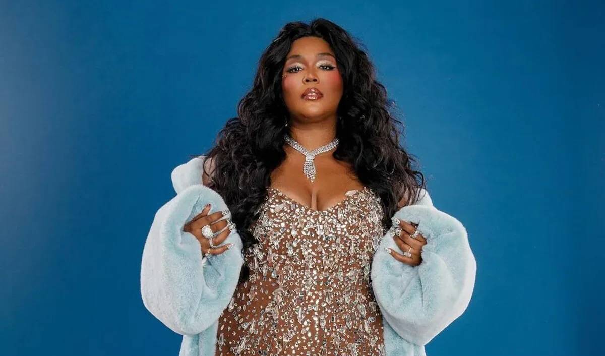 How Much Is Lizzo Net Worth and How Did She Turned Music Into Millions